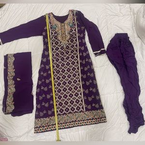 Indian Pakistani dress/ purple desi outfit